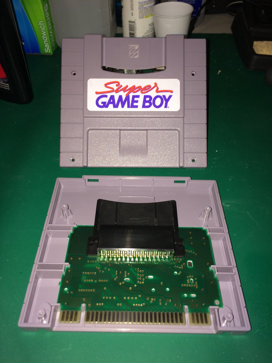 RedAntRetro's tweet photo. Clean #SuperGameBoyโฆ #retrorepair #retrogaming #snes #gameboy :D #RedAntRetro https://t.co/xsw20EYozS https://t.co/jCQFD5GpwE