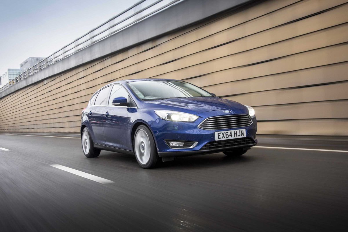 CarKeys_UK's tweet photo. It's one of the UK's best selling cars, but what rating did we give the #Ford Focus? https://t.co/0fB4ThtC7h https://t.co/IcnhuTCJYY