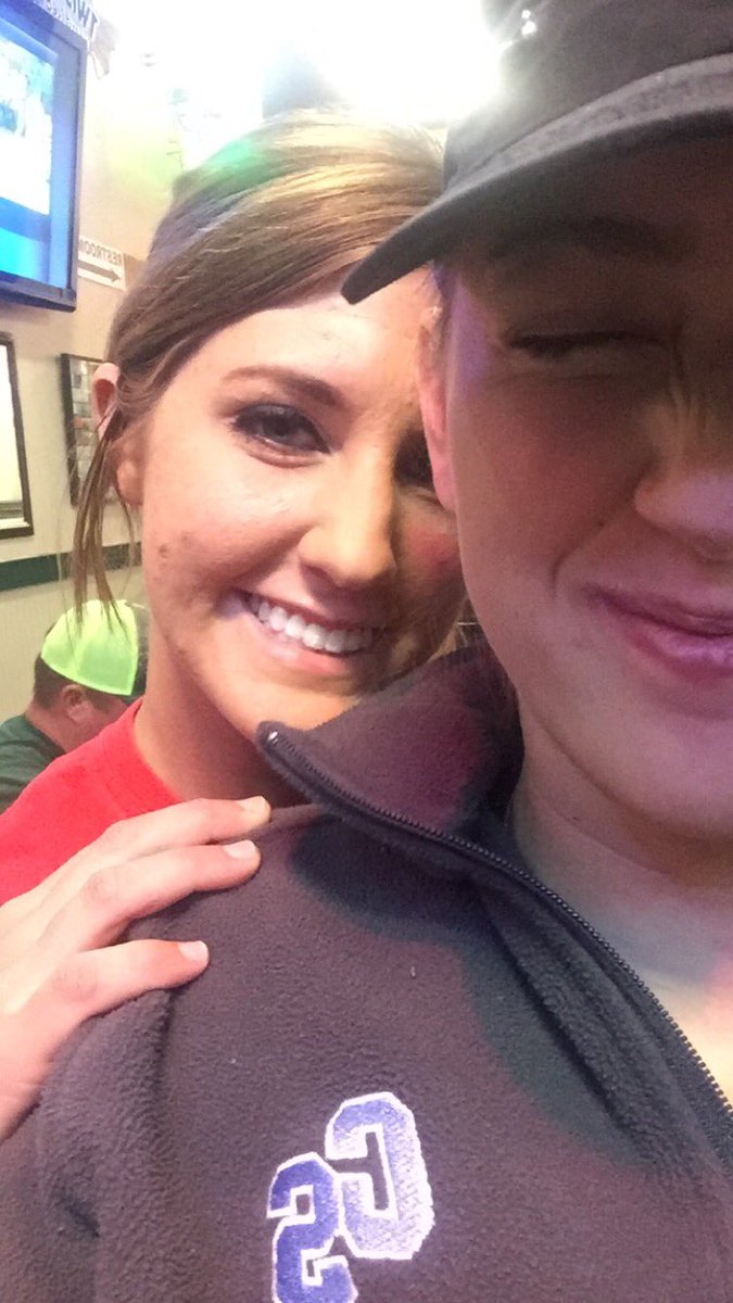 jordan_leist's tweet image. We&apos;re ready for tonight! #concertdate