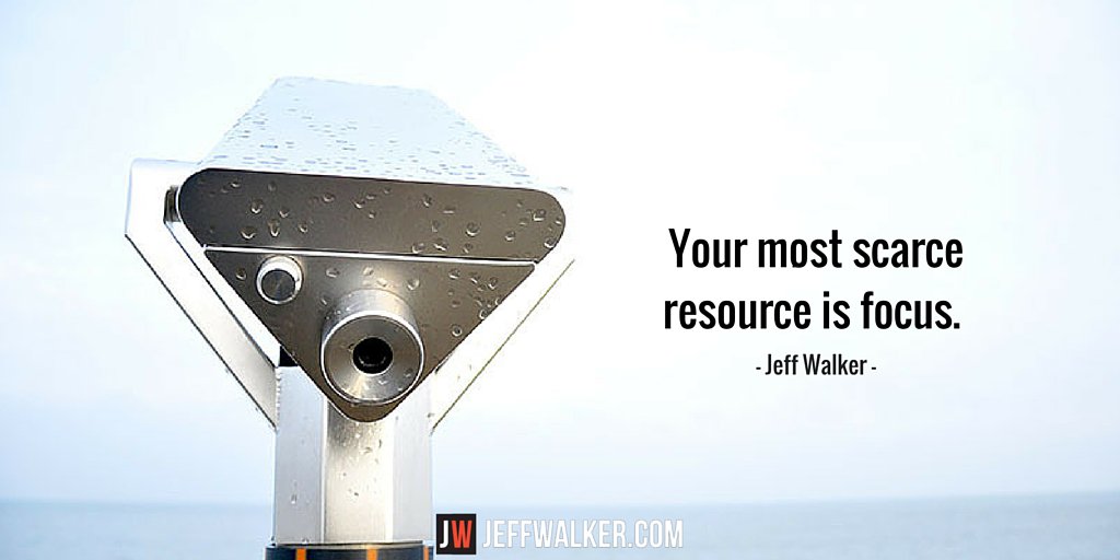 JeffWalker's tweet photo. The world will conspire to distract you. https://t.co/3A0w2SlBHT #focus #productivity https://t.co/eABxkZoU28