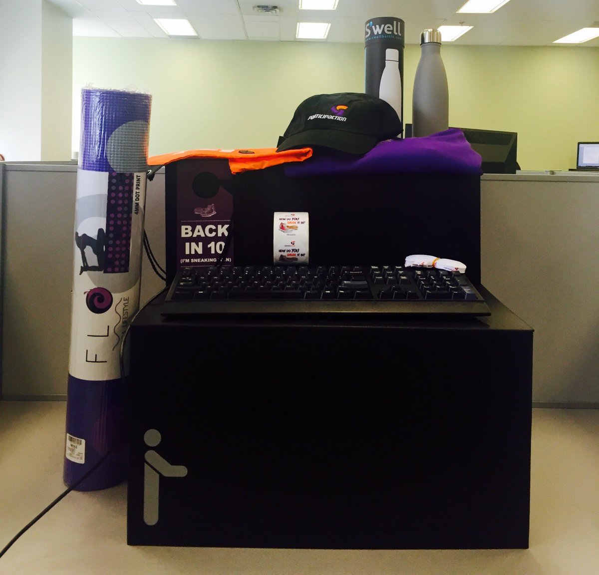 ParticipACTIONf's tweet image. Actif au travail? Participez à notre concours photo #tempspourbouger avant 17h et courez la chance de gagner!