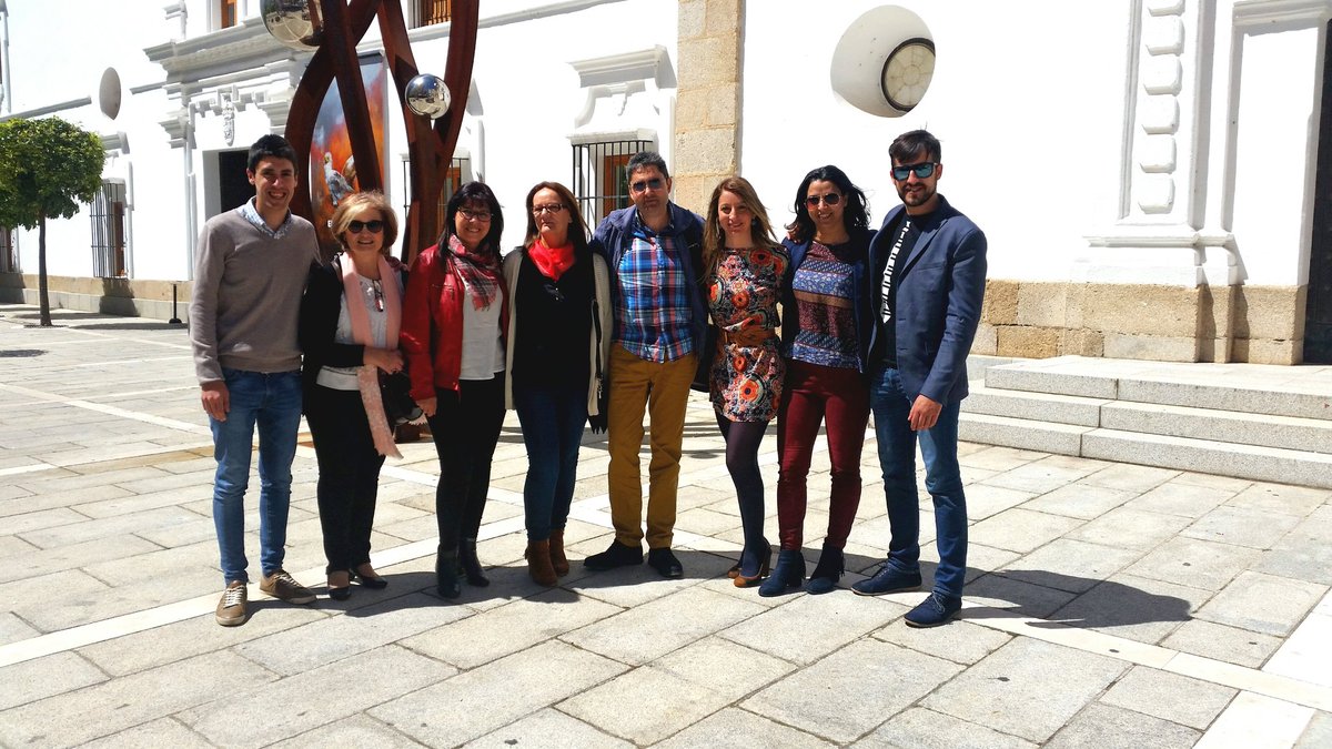 Terminamos el primer programa de la temporada!! Pensando ya en el próximo. <a href="/dialogosRadioEx/">Dialogos RadioEdEx</a> <a href="/Asamblea_Ex/">Asamblea Extremadura</a>