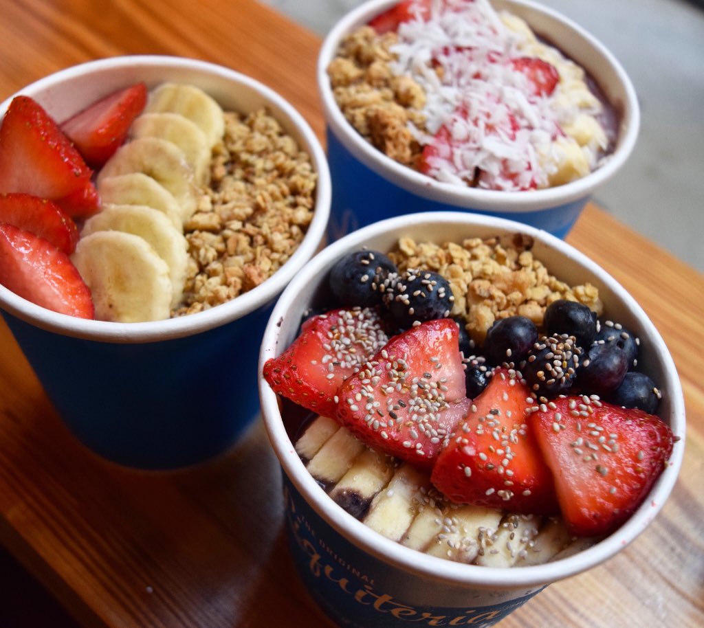 ThisGirlCanEat's tweet photo. Acai some berry delicious bowls. @liquiteria @UrbanspaceNYC  https://t.co/RsLgvrghmR #newvendor #acai #nyc https://t.co/Y2E7JEBKdU