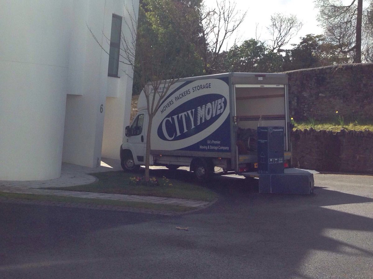 city_moves's tweet photo. Another high profile move @CITYMOVESLTD Need an online quote https://t.co/H7teSFoX0a quote.html https://t.co/ZWA0lkAeuy