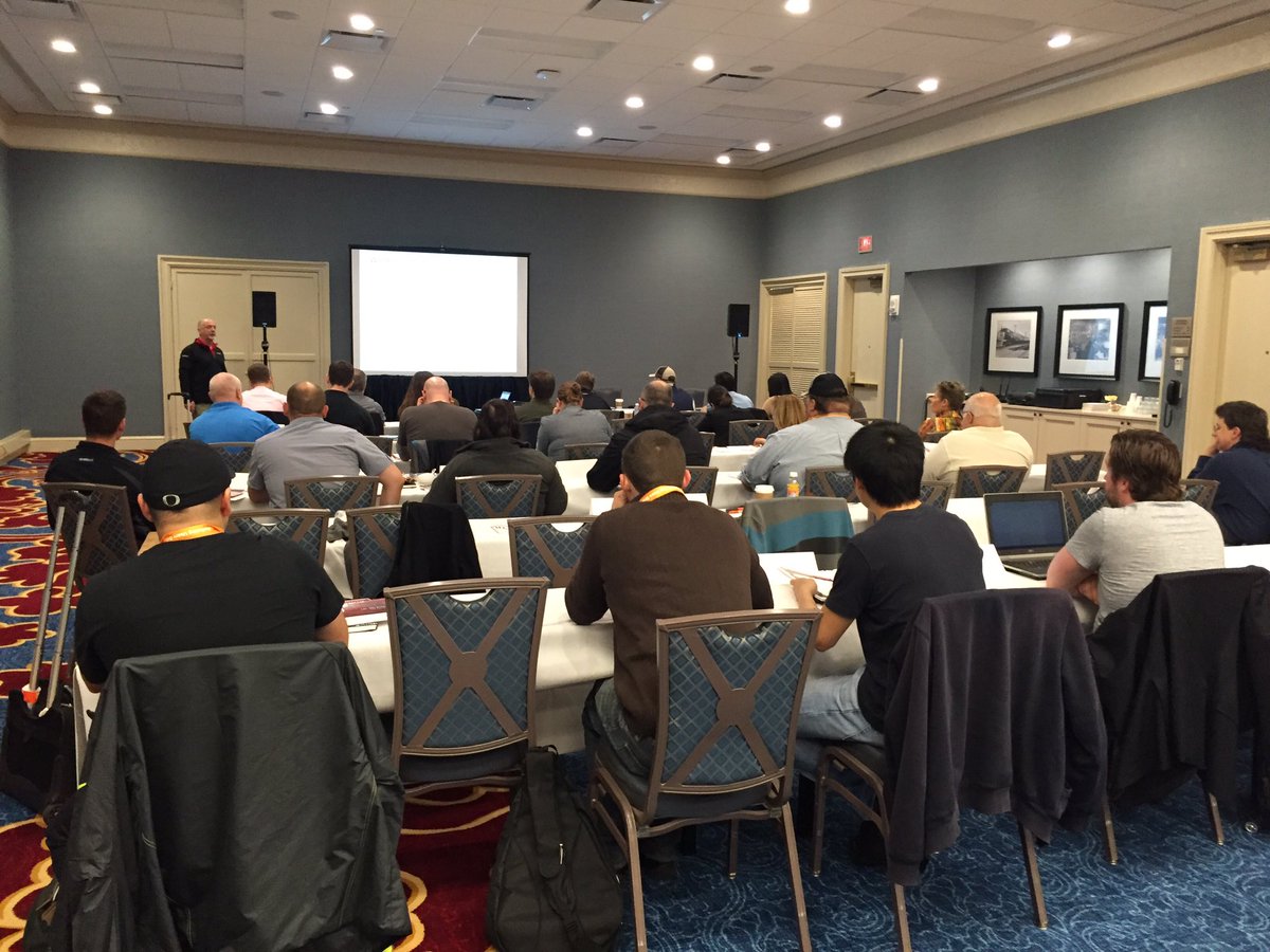 ulMelAlbrecht's tweet photo. Great turnout for @UL3DP Foundations of #3dprinting at #AMUG2016 with @PaulBates99 https://t.co/ymduC0iWoM
