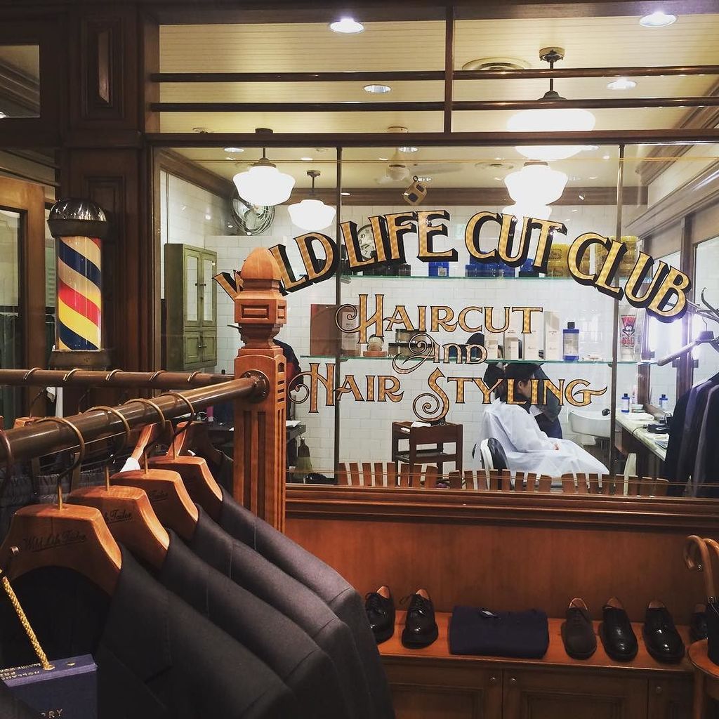 imlanko's tweet photo. Baxter dealer @wildlifetailor in Marunouchi Tokyo
💈Wild Life Cut Club💈
#baxter #baxterofca… https://t.co/8lHVhzN03J https://t.co/hb7pq4da1S