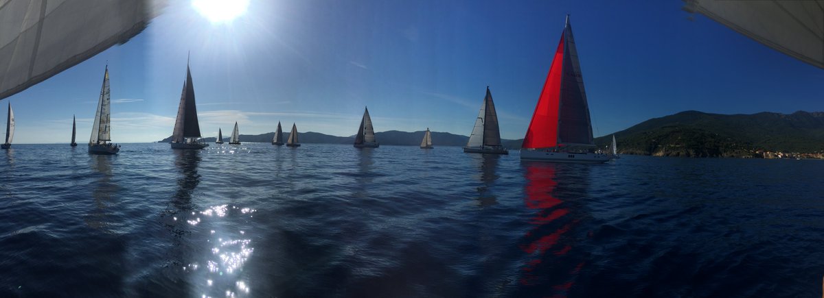 PressMareItalia's tweet photo. https://t.co/heSRrTWemR #nautica #barche #sport #regate #elbable #vela #sail #sailing @CalaDeMedici https://t.co/b97UHV751B