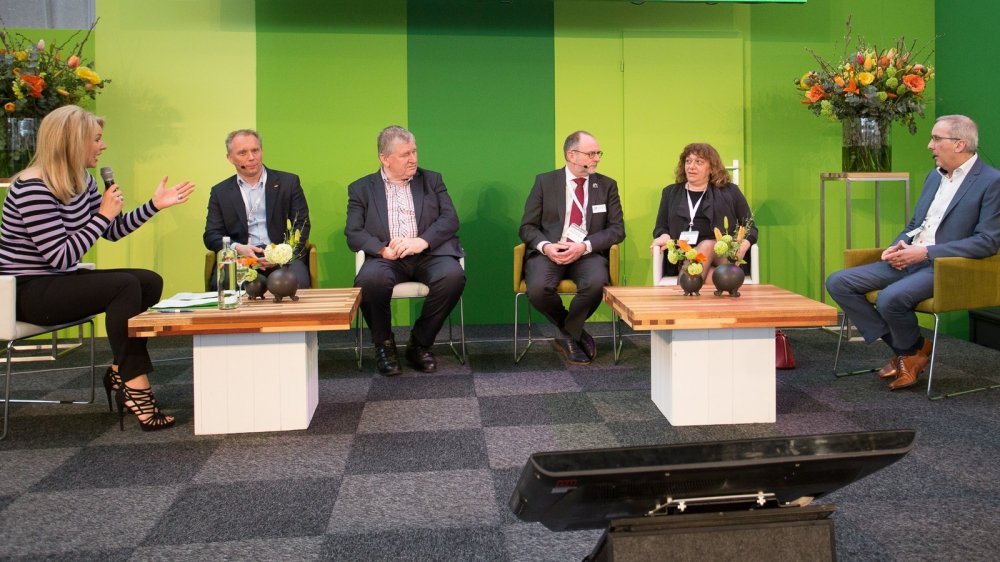 ‘Sociale duurzaamheid draait om verborgen kwaliteiten’ <a href="/BuildingH16/">Building Holland</a> <a href="/HappyBuildingIn/">Happy Building Index</a> duurzaamgebouwdconnect.nl/nieuws/2016040…