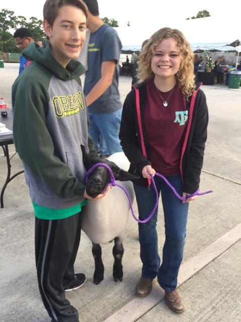 DeLaGuardia enjoying student projects at 6 5th annual Tri-club show  #ctespringisd #believeinspring #4excellence