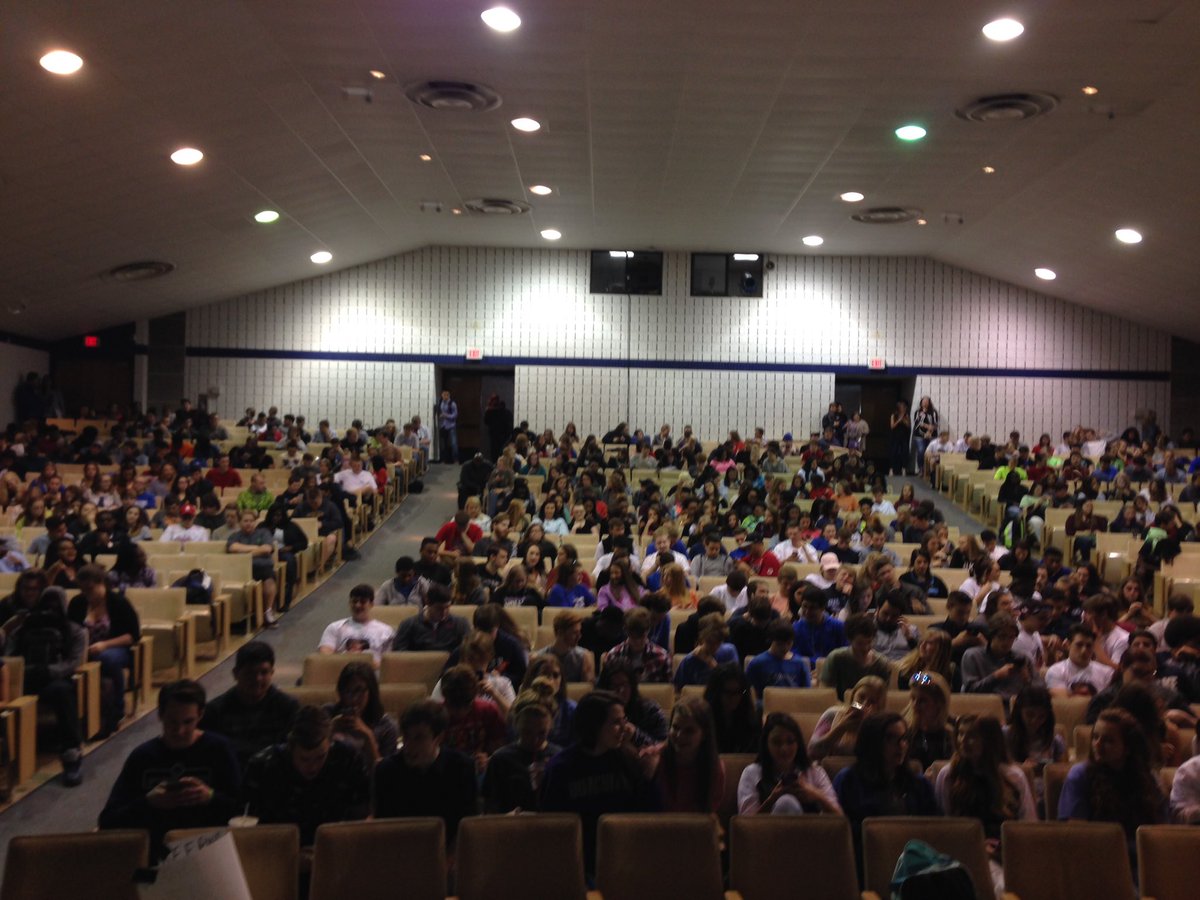 ryan4sec2017's tweet photo. Happening now! #ryan4sec2017 https://t.co/Fnf9HUTL9p