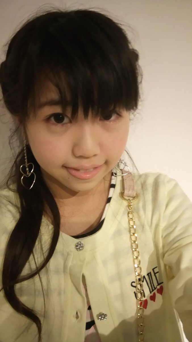 シリョウ Twitter પર 16 04 08 Fri チェキ会 原宿事務所 市川奈々ちゃん 新js6 南みくるちゃん 新jc1 おにごっ娘 大空美月ちゃん 新jc2 Rabbit Kick ラビットキック Campus 自撮り かわいい T Co Dykf2ntpdi