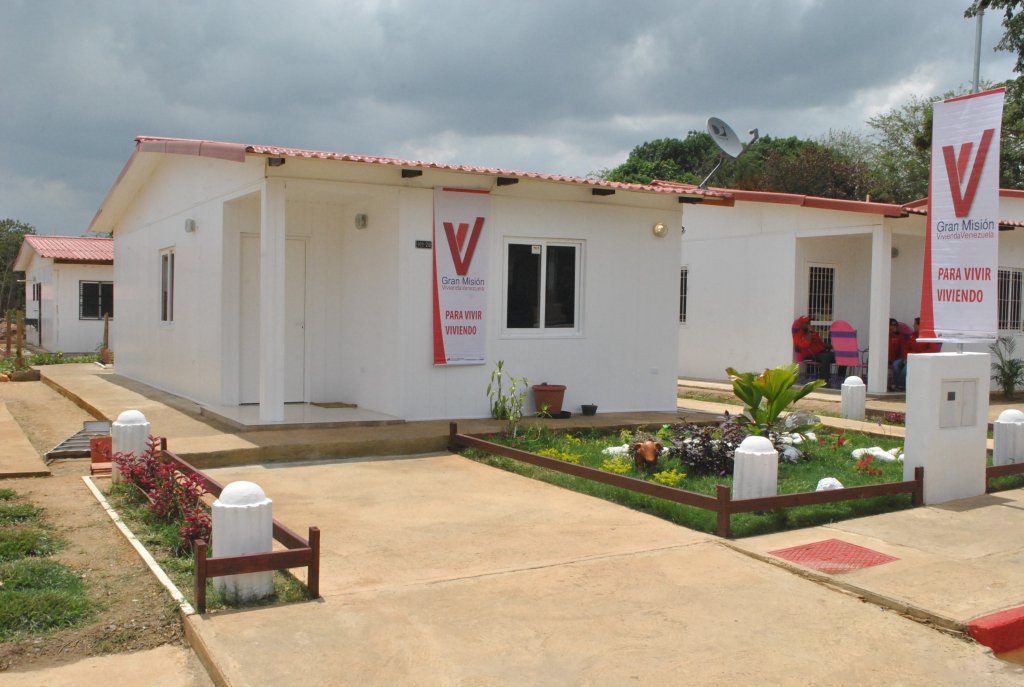 1.442 familias recibieron viviendas dignas, edificadas por la Gran Misión Vivienda Venezuela (GMVV).