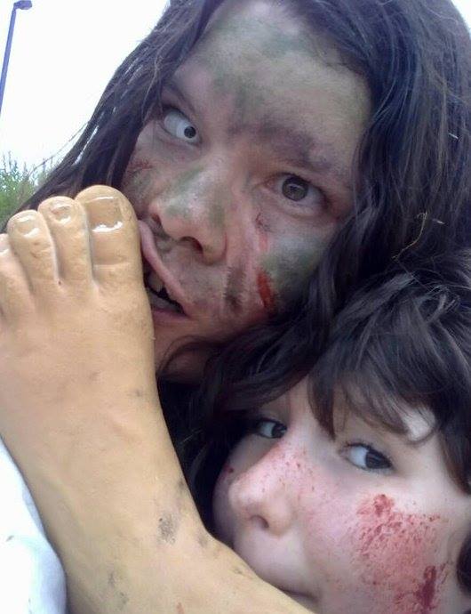 BleedoClown's tweet photo. Random picture from when I managed Darksyde Acres and one with my daughter at a zombie walk in Flint, Michigan https://t.co/NzFcQHLuo6