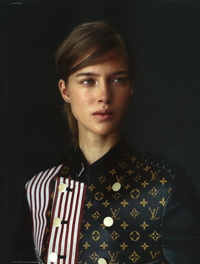 TheSocietyNYC's tweet photo. #editorials
#JuliaJamin captivates in @selfservicemag, by #CocoCapitan: https://t.co/HWwrDgjVTd