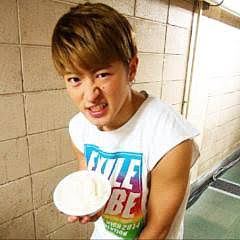 ___Ki_LDH's tweet photo. あきらめきれるわけないじゃん
くそばばあ
こんなこといってるからいけないんだね https://t.co/oawNBBJkFh
