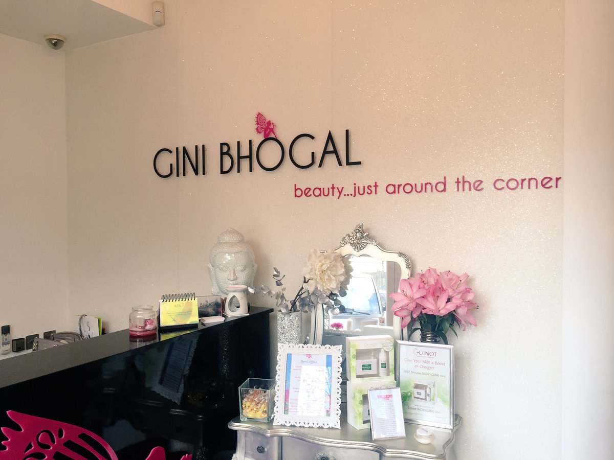 coco_arc's tweet photo. Fabulous service, beautiful people inside and out  @ginibhogal #beautiful #TheAsianAwards #arcmanagement #thankyou https://t.co/DrWHIJCCgl