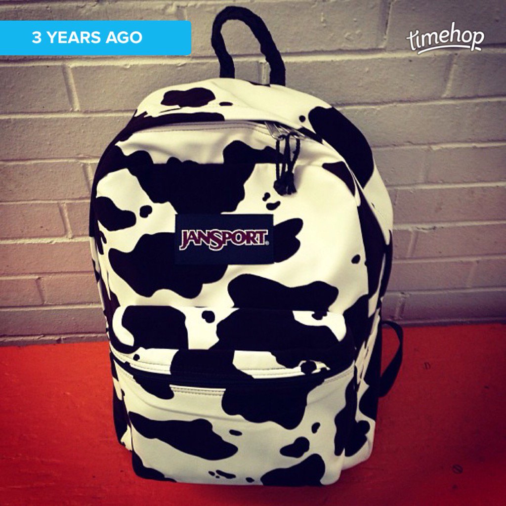 FaithRPayne's tweet photo. This will forever be my favorite backpack. 😍 Maybe I need to dig it back out for college..... #CowPack https://t.co/tv0z1x071l