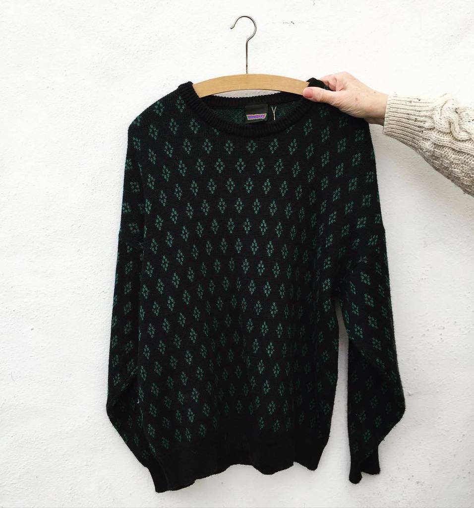 AUshopUK's tweet photo. Simple overall design this #fairislefriday 💚 Sometimes less is more. // #aureclaimed // https://t.co/ZVU6j6sA52 https://t.co/WCOwG02Yp0