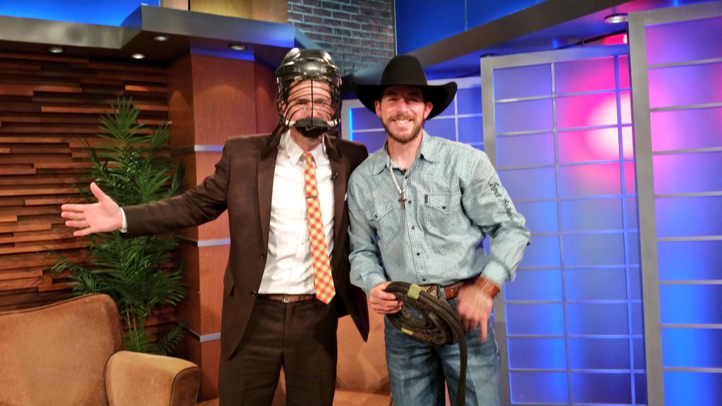 Jessob_Reisbeck's tweet photo. #FutureForecaster made fun of me, met a cowboy, spilled on myself, said bye to Laura...
Heckofa day on @fox6wakeup! https://t.co/uvMqnYMifu