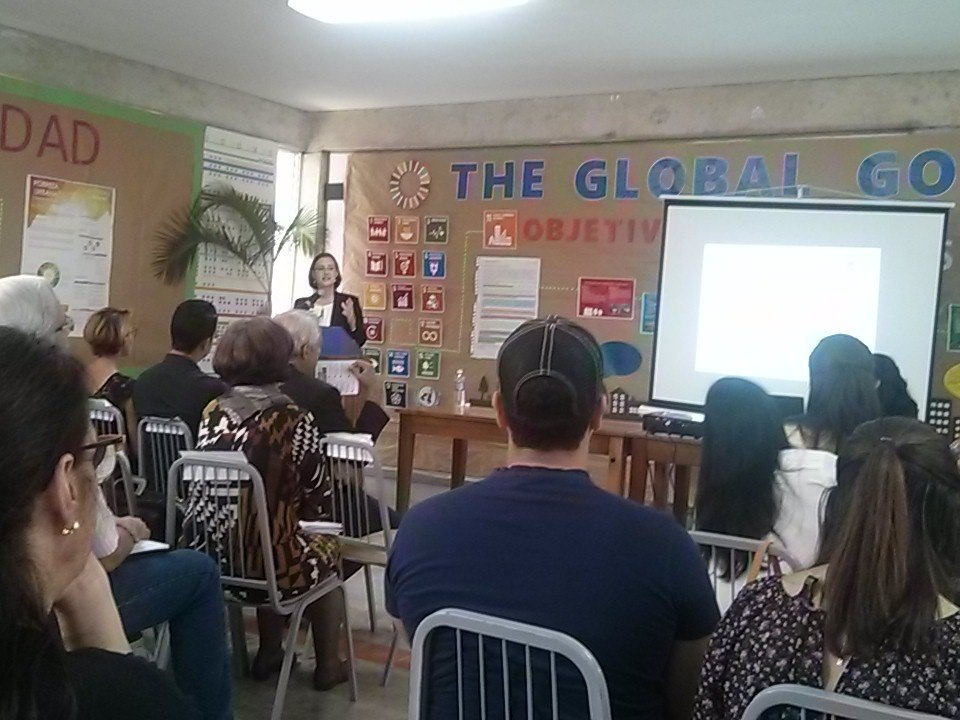 LizaJaquez's tweet photo. Señora Luciana Mermet representante residente adjunta de Programa de las Naciones Unidas para el desarrollo.  #pnud https://t.co/Rxmum2ukAP