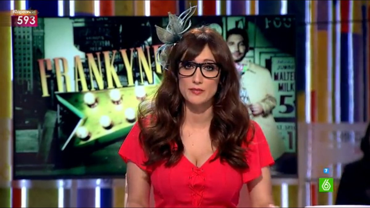 maestrocien's tweet photo. #zapeando593 con @ana_morgade https://t.co/ZY6PEBOx59