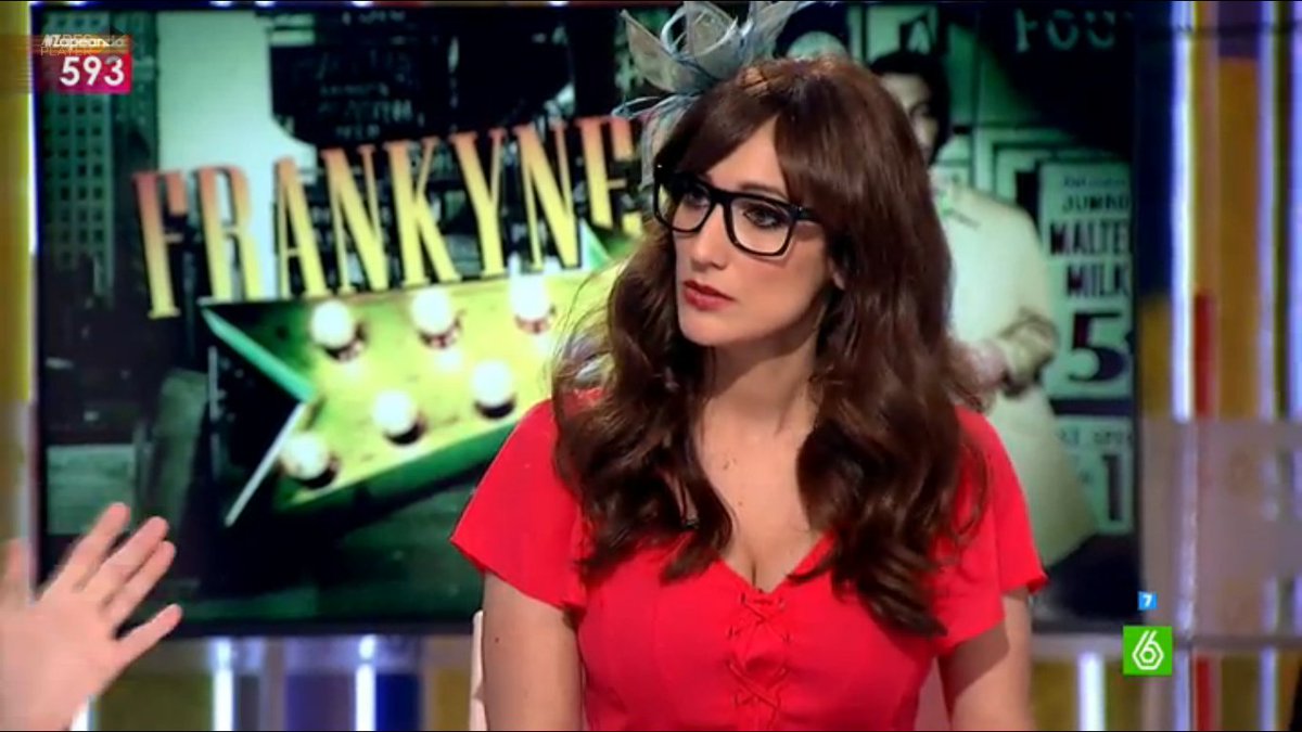 maestrocien's tweet photo. #zapeando593 con @ana_morgade https://t.co/ZY6PEBOx59