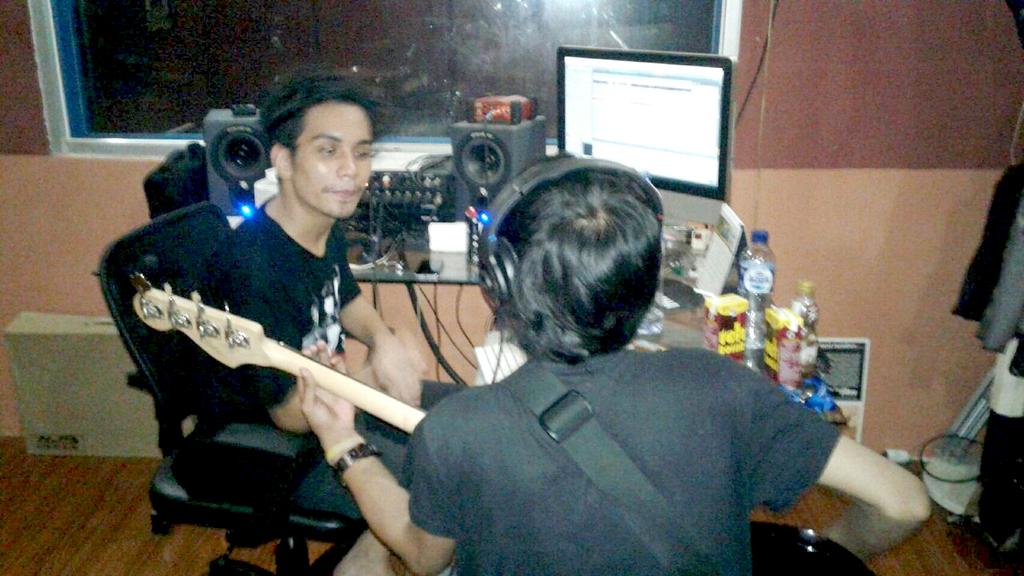 Done take bass <a href="/shidockkk/">Muhamad Sidhik T</a>