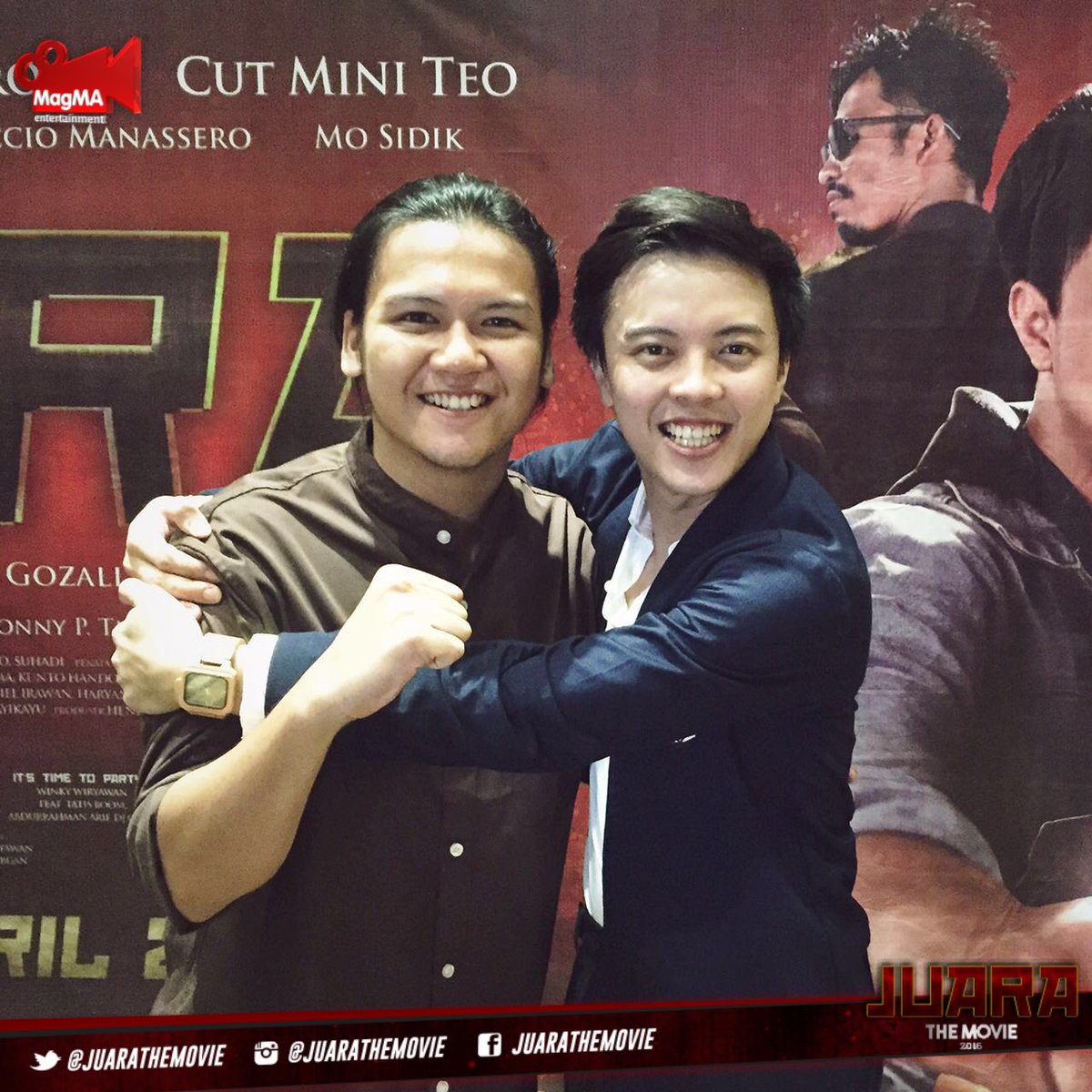 MAGMAEnt's tweet photo. Terima kasih keluarga @SMASHindonesia @MrIlhm sudah hadir di #JUARAgalapremiere kemarin malam. Indahnya kebersmashan https://t.co/qbs4HOGLDT