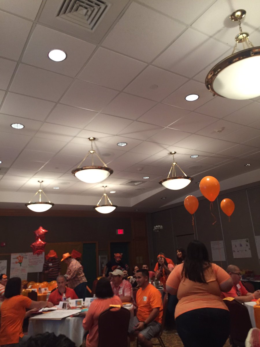 samuribe83's tweet photo. A lot of orange!!! #ofmission https://t.co/Q3A7od1JiT