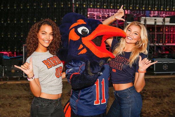 Did you know #UTSA is 1 of 90 schools to have a #VSPINK line? Find out how to be a rep here: bit.ly/1WhJ71F