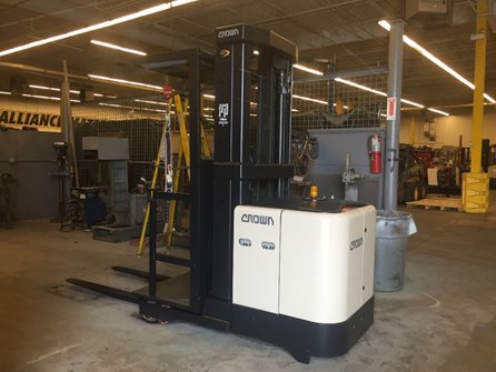 It's a beautiful day in #Jessup MD, why not buy this @CrownEquipment used #forklift and take it for a ride?