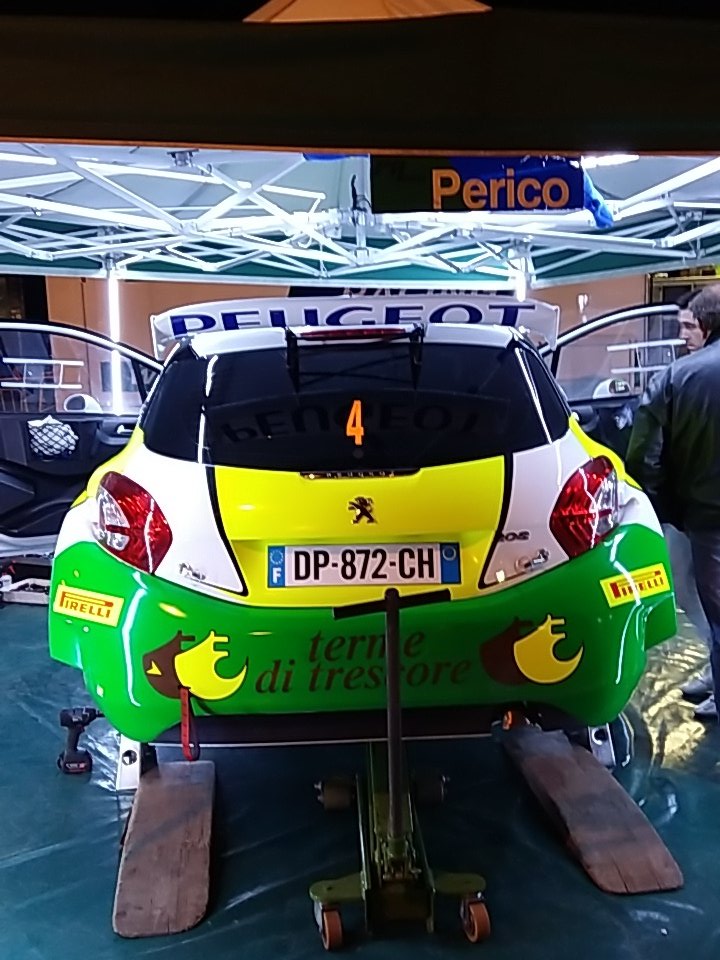 Rally_it's tweet photo. @PericolosoAle #rallysanremo #rallyit #paracing https://t.co/tQ1crsTK75