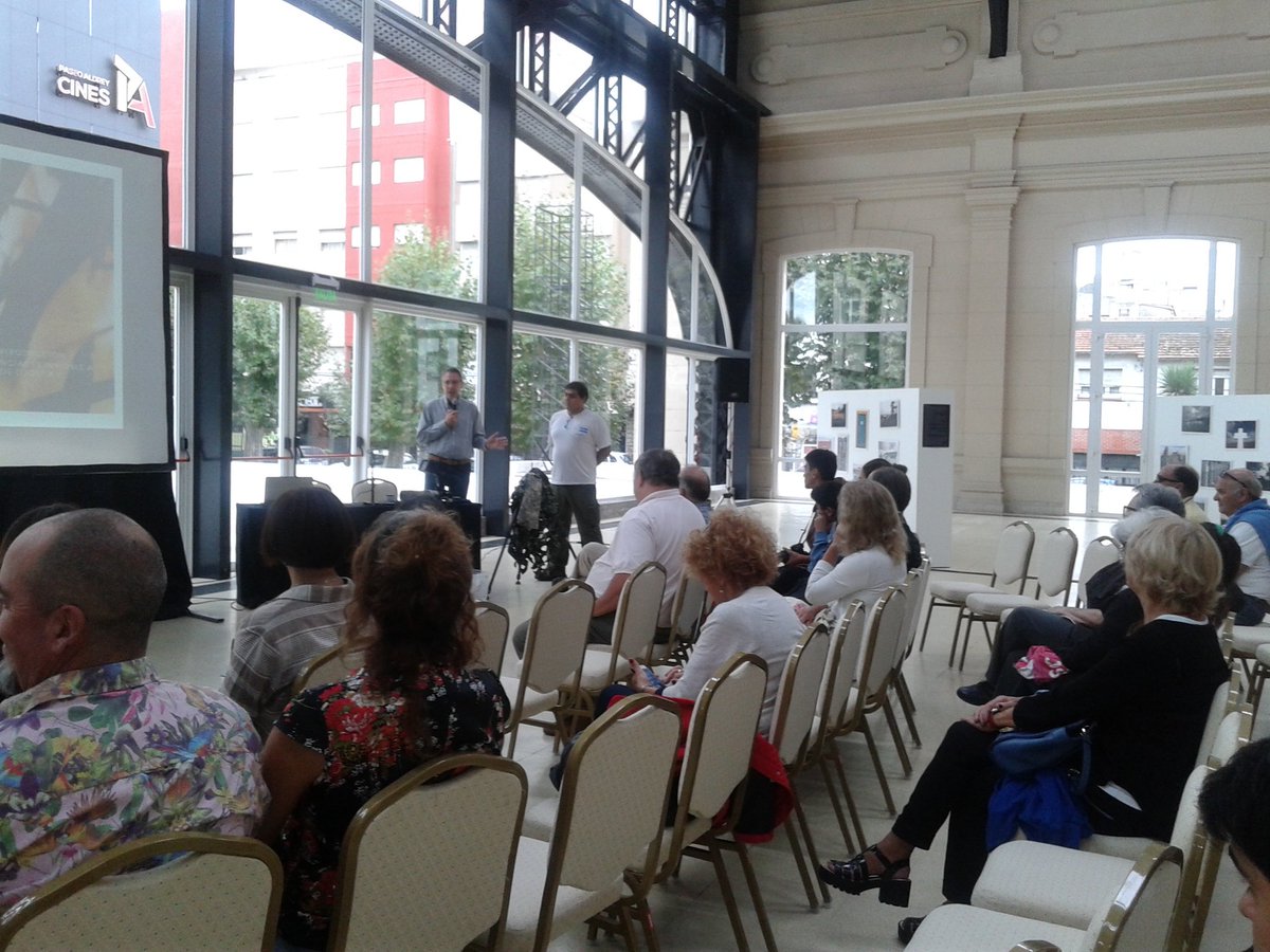 ValeriaMendezOk's tweet photo. Comenzamos la charla sobre Fotografia de naturaleza en el Centro Cultural Estacion Terminal Sur del @PaseoAldreyMdp https://t.co/iGU0f8jCZZ
