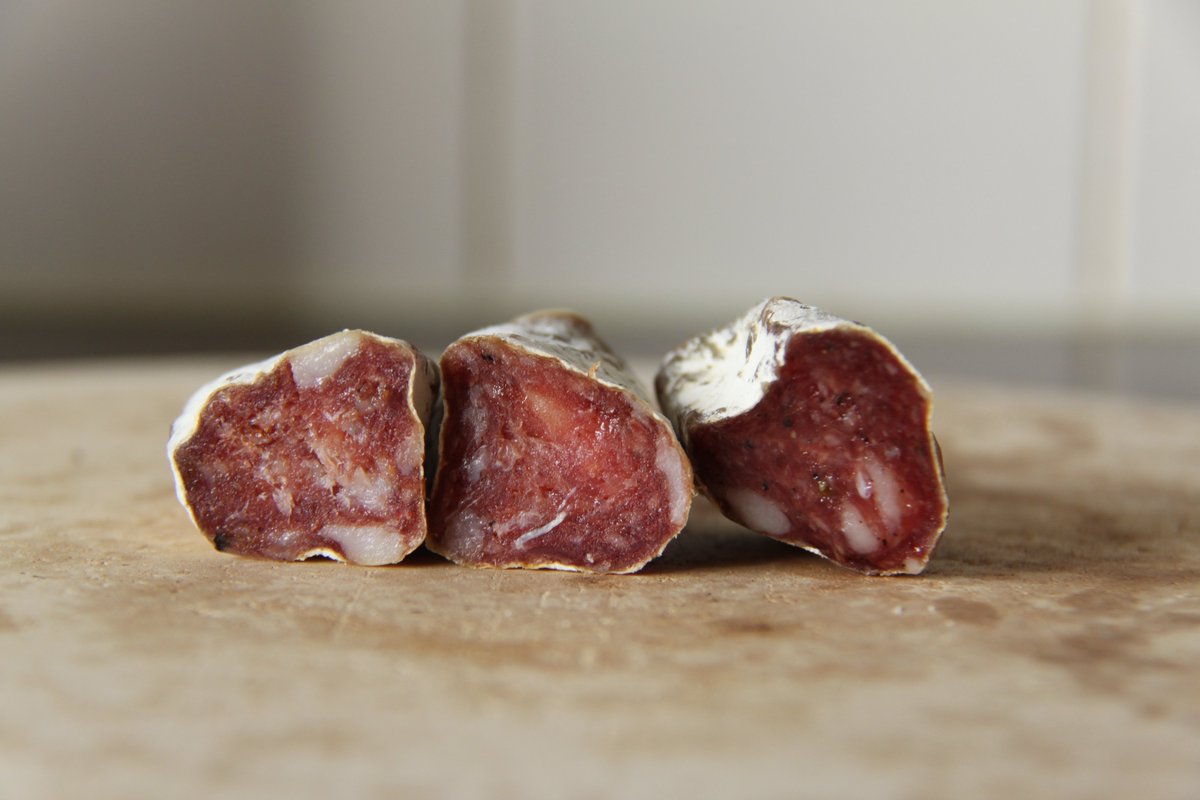 Wateetons's tweet photo. Daily sausage pic #overworst https://t.co/hj9ihGq0PW