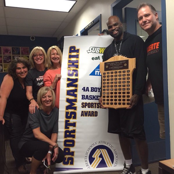 andrewparkerAGP's tweet photo. @JordanGreenly @RoninJedi @ryandunkley @TheMrMinhas @makbe67 @melazerte @kimjjb @lilsvenny #2016Sportsmanshipaward https://t.co/u32qPqYhN4