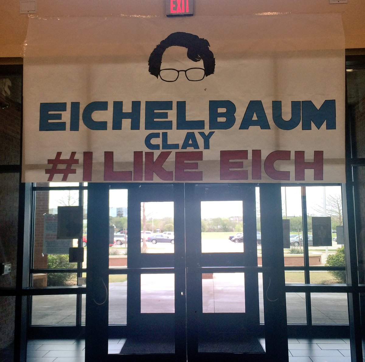 eichelbaum2016's tweet photo. We're so happy to have an amazing advertising team who make YUUUUGE posters that support for my campaign! #iLikeEich https://t.co/nrBpovWfj8
