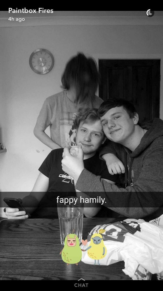 paintboxfires's tweet photo. GIG TOMORROW MANCHESTER ACADEMY STAGE TIME: 9:30PM SUPPORTING @awkwardagenda 
also add us on snapchat: paintboxfires https://t.co/149R5mhxkA