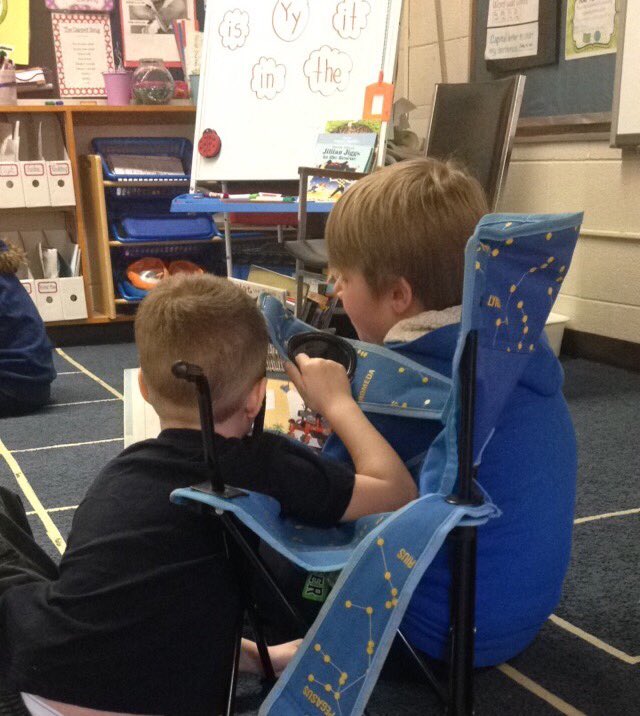 MrsConsorti's tweet image. Kindergarten reading buddies #motivationtoread @CentennialGw