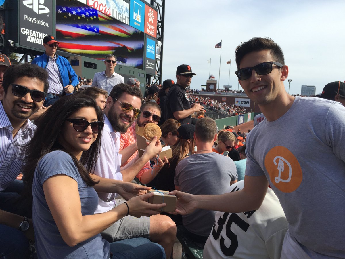 Gametime's tweet photo. We teamed up with @Doughbies to deliver #OpeningDay Cookies to Gametime users at Giants vs Dodgers! #GTperks https://t.co/dXLCRX354h