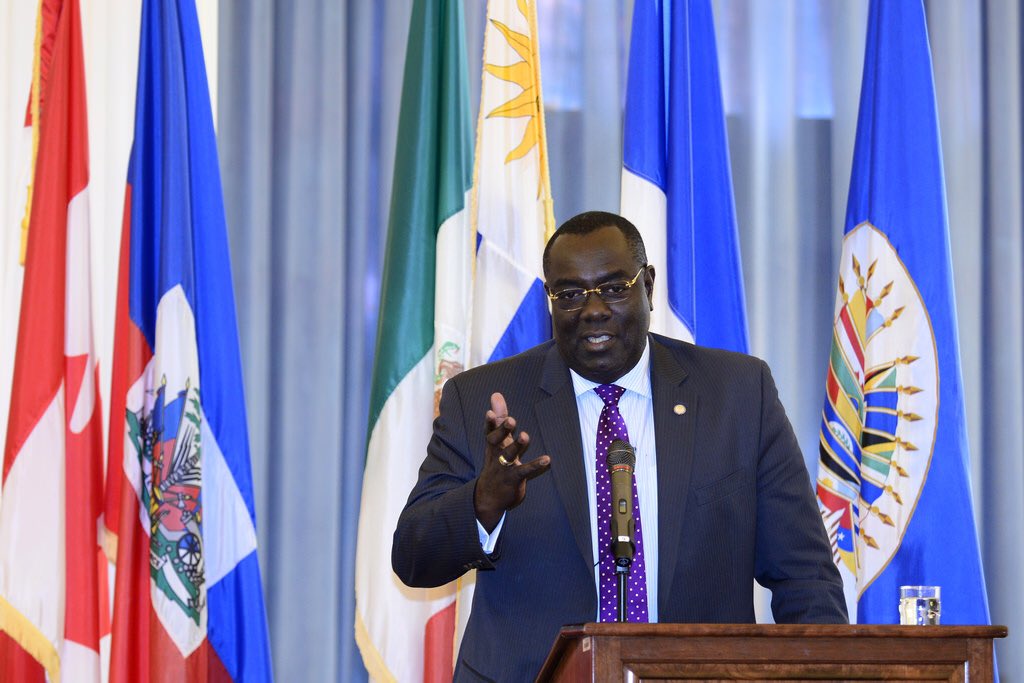 missionhaitioas's tweet photo. Amb Bocchit Edmond lors de son intervention sur les changements climatiques dans les Amériques. #Francophonie https://t.co/lEhZToZBjU
