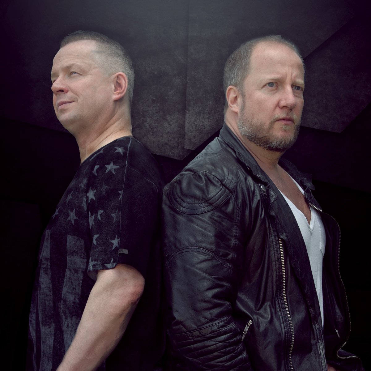 Trackitdown's tweet photo. We chat with @warpbrothers in this exclusive #interview with the jet-setting duo #phattbass https://t.co/ZxUsp4TIP2 https://t.co/mfqfVlvlnx