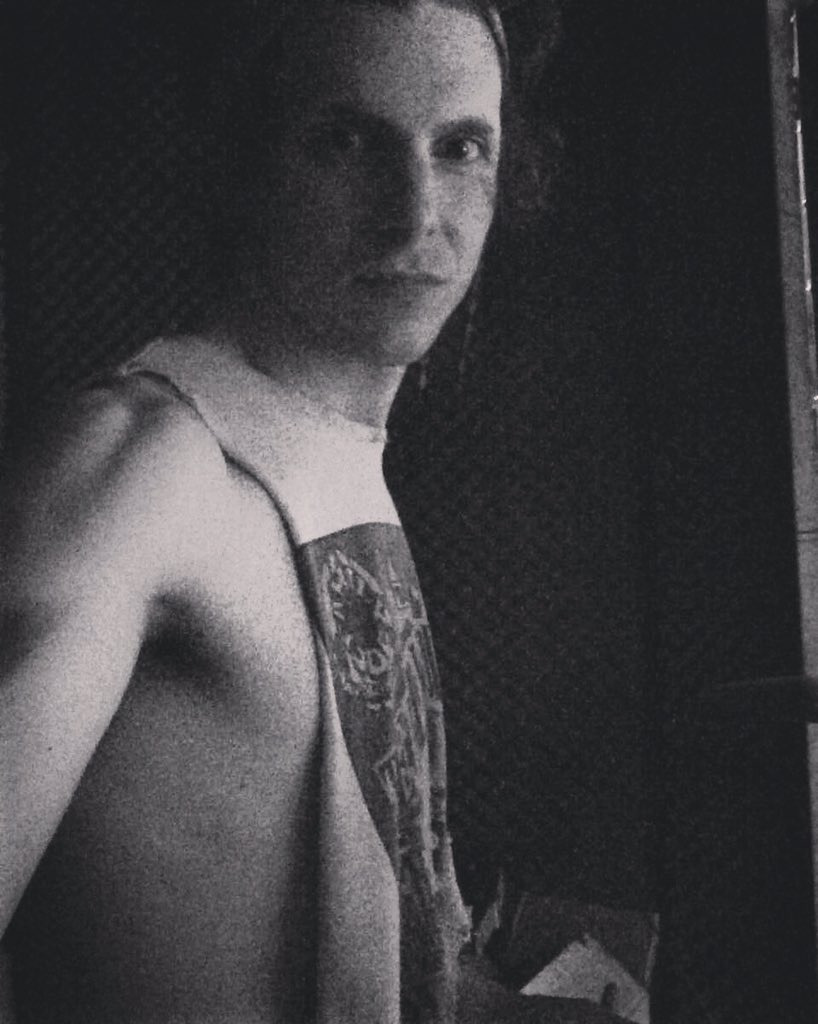 alexmarchisone's tweet photo. While warming up #drums #tour #MusicIsMyLife #ALWM https://t.co/WJ5PW7LY9D