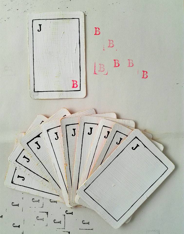 SunforSunday's tweet photo. Props made for #JuktogurfallahbatorBrain
Cards, letter stamps, oil paint, paper brains, glue, art, food https://t.co/WpUzJ0t6Tj