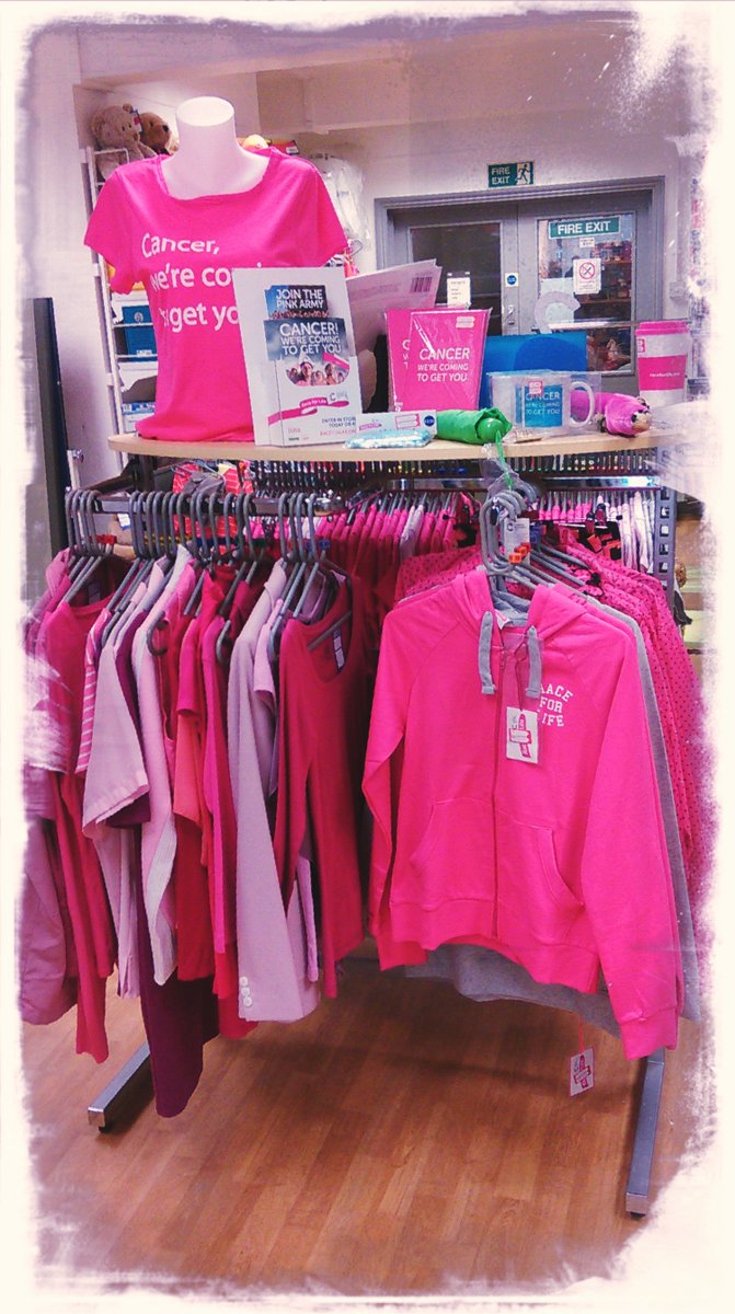 NWLCRUKShops's tweet photo. #race4life @CRUKShops get your stuff now @CrukGreenford #pinkarmy https://t.co/0AJMWpiUHl