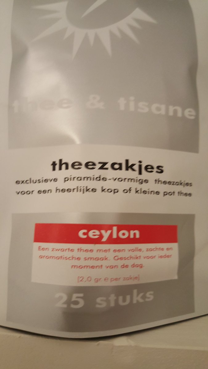 Beans_62's tweet photo. Ceylon Darjeeling Earl Grey Jasmijn, Gunpowder GroenCitroen Pepermunt, Verveine Rooibos #pyramidezakjes https://t.co/3qOgSjnQHp