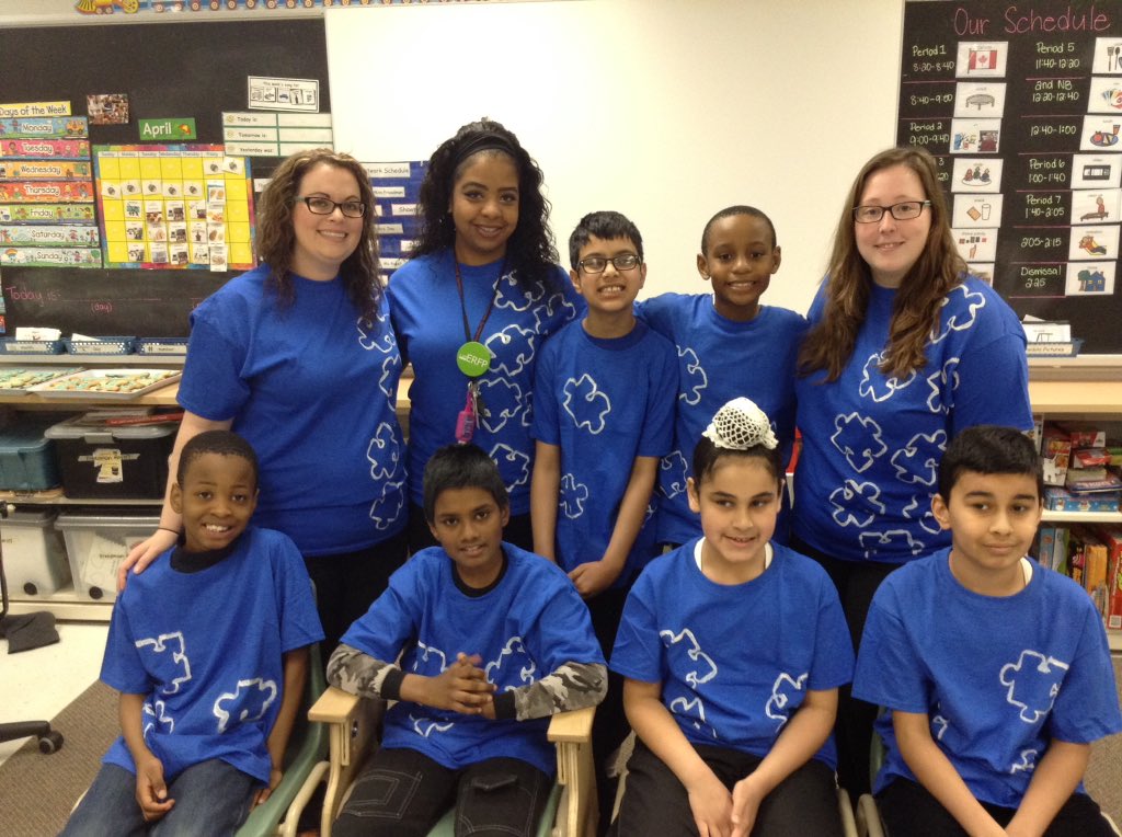 MissLFreedman's tweet photo. Happy Autism Awareness Day!! We are Lighting it Up Blue🔵! @RedWillowPS @PatrikaDaws #RWBlue #asd https://t.co/PUJAE19lGB