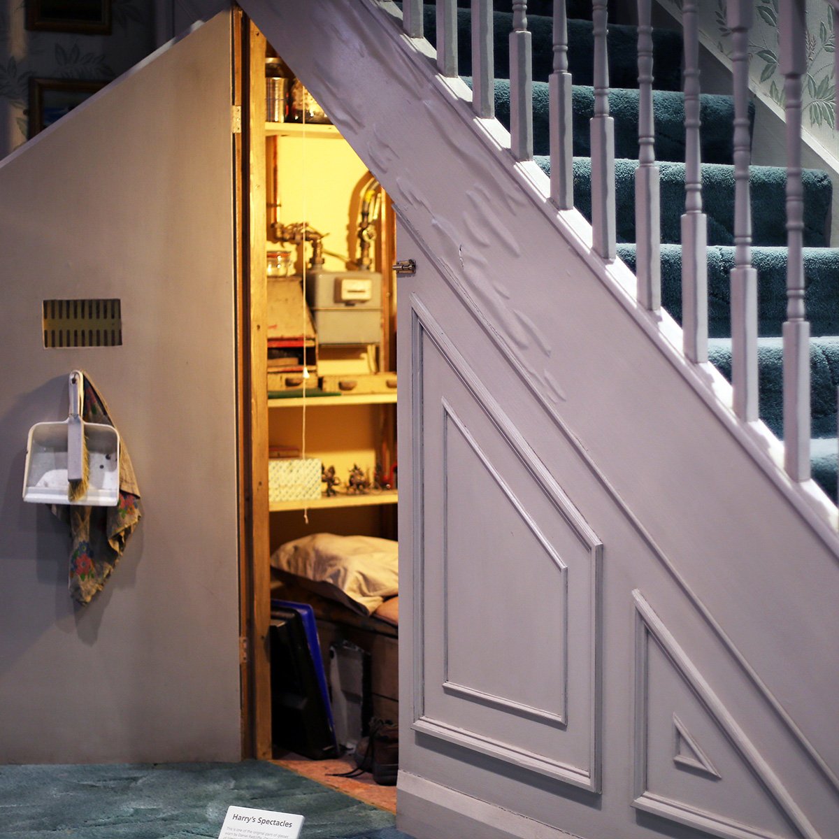 wbtourlondon's tweet photo. For the first time ever, we're opening the iconic #PrivetDrive set! https://t.co/JIFDGFRTye https://t.co/V0iM47Mh3i