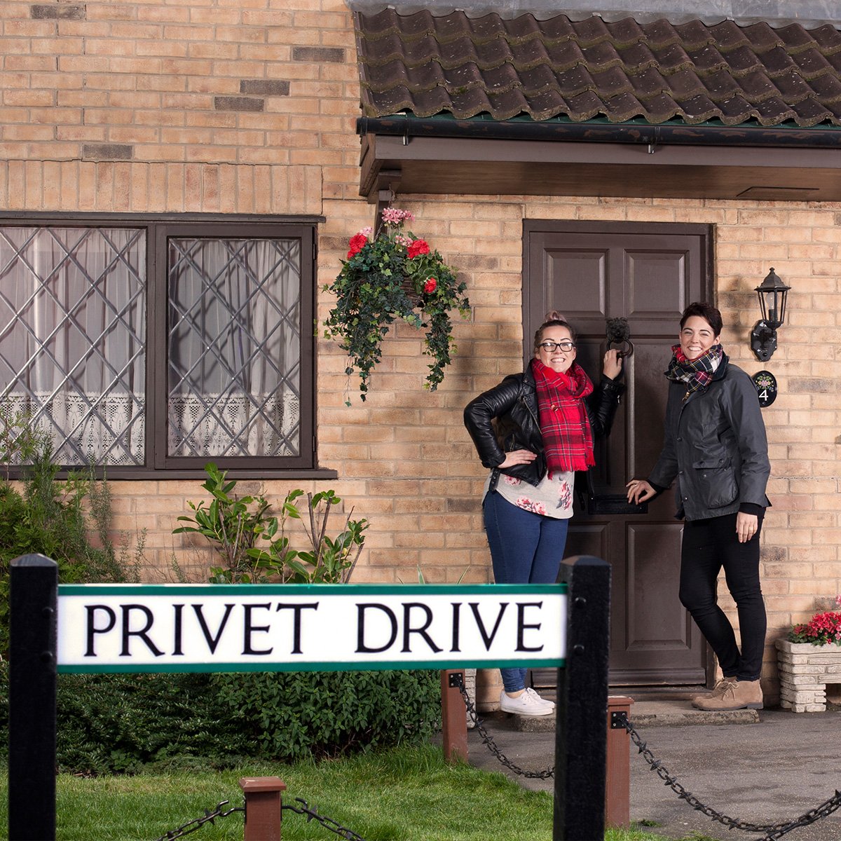 wbtourlondon's tweet photo. For the first time ever, we're opening the iconic #PrivetDrive set! https://t.co/JIFDGFRTye https://t.co/V0iM47Mh3i