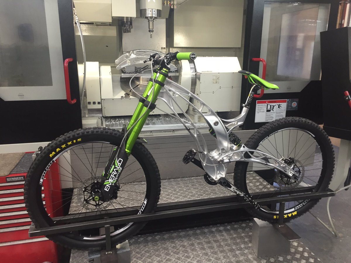 OPENMINDUK's tweet image. @chrishoy is opening @MACHexhibition on Monday. Will he be interested in viewing this bike machined from solid?