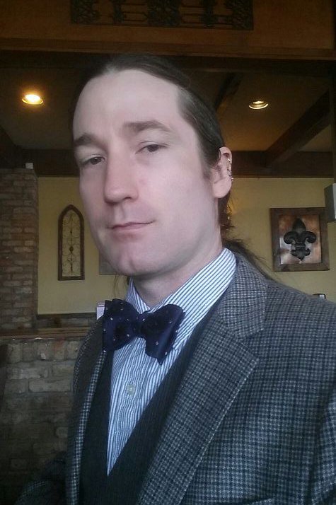 Pardface's tweet photo. The return of Fancy Friday! #FancyFri #uncasual #bowtiesarestillcool https://t.co/ndDPMk40iT